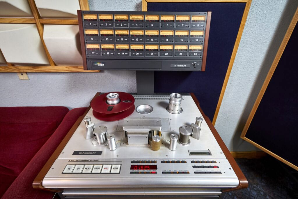 2inch analog tape recording, Studer a827